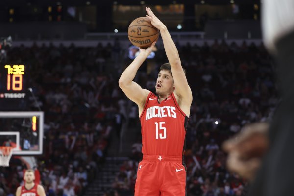 如何配资 费尔顿：谢泼德没懂怎么成更好的组织者 他打挡拆还是想自己出手